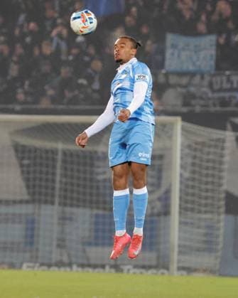 CFC vs BFC Dynamo 28 11 2025, Chemnitz, eins Stadion An der Gellertstrasse, Sport, Fußball, Regionalliga Nordost, Saison 2025 2026, 17 Spieltag, CFC, CFC vs BFC Dynamo Martial Ekui Chemnitz Sachsen BRD