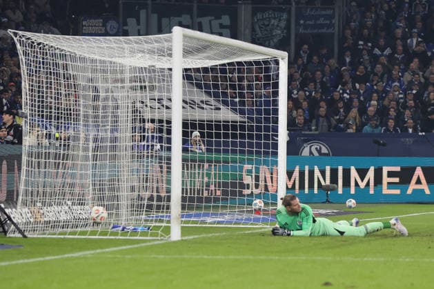 The goal to 0 1 by Laurin Curda SC Paderborn 07 at the match of the 2 Bundesliga season 2025 26 FC Schalke 04 SC Paderborn 07 Copyright Thomas Pakusch Copyright: Thomas Pakusch