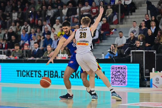 BASKET : France vs Belgique - Rouen - 28 11 2025 Bouteille Axel ( 95 - France ) and Siebe Ledegen ( 29 - Belgium ) during the FIBA European Qualifiers match between France and Belgium at Kindarena on November 28, 2025 in Rouen, France. ( Photo by Federico Pestellini PSNewz ) - RouenFrance  Copyright: xFedericoxPestellinix