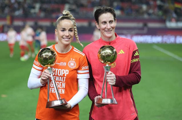 28 11 2025, Football, Women, UEFA Women s Nations League Final 2025, Germany Spain, Player of the Year, Giulia Gwinn Germany and Ann Katrin Berger Germany Kaiserslautern Fritz Walter Stadion Rheinland Pfalz Germany DEU Copyright: xFabianxKleerx