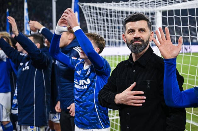28 11 2025, Football, 2 Bundesliga, Season 2025 2026, Matchday 14, FC Schalke 04 SC Paderborn, Coach Miron Muslic FC Schalke 04 xRHR PHOTO YYx Copyright: KROEGER RHR-FOTOx RHR-FOTO YY