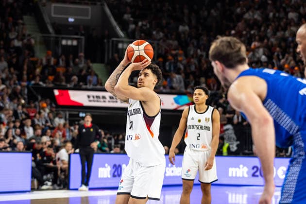 GER, FIBA Basketball World Cup 2027, European Qualifiers, Germany Israel 28 11 2025, Ratiopharm Arena, Neu Ulm, GER, FIBA Basketball World Cup 2027, European Qualifiers, Germany Israel Joshua Obiesie Germany, No77 during a free throw  Photo Alexander Trienitz Neu Ulm Ratiopharm Arena Bayern Germany