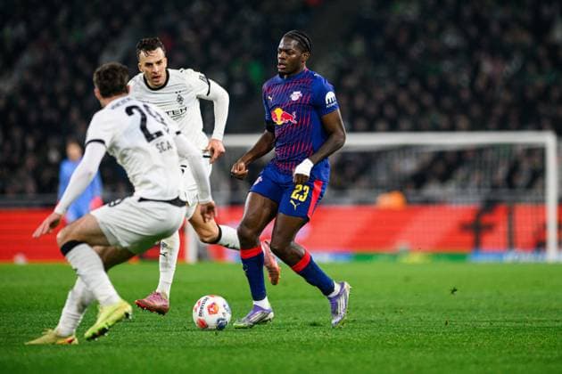 MOENCHENGLADBACH, GERMANY - 28 NOVEMBER, 2025: Castello Lukeba - 1. Bundesliga football match Borussia Moenchengladbach vs RB Leipzig at Borussia Park.  Copyright: xVitaliixKliuievx