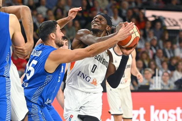 Isaac BONGA GER , action,duel against Lior Carreira ISR , basketball international World Cup qualifier Germany GER Israel ISR 89 69 on 28 11 2025 rtiopharm Arena Neu Ulm Â