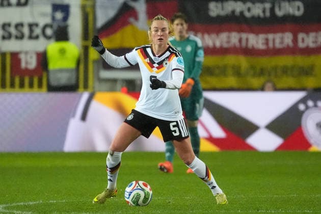 Janina Minge Germany, 5 Kaiserslautern 28 11 2025 Germany vs Spain, Fritz Walter Stadion, Womens UEFA Nations League 2025, Final, First leg