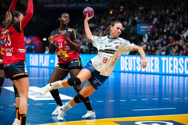BRANDENBORG Pernille (18 Faroe Islands) takes a shot at goal during the IHF Women s Handball World Championship, WM, Weltmeisterschaft game between Spain and Faroe Islands at the SWT Arena in Trier, Germany Copyright: xMartinxPitschx xSPPx Sportspressphoto_SPR66783
