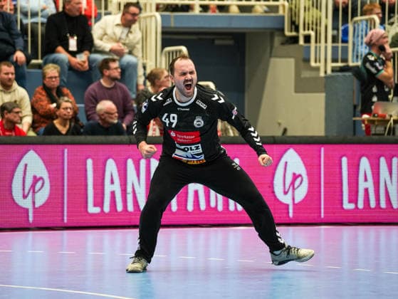 Nils Conrad VfL Luebeck Schwartau, 49 cheers and is happy TuSEM Essen vs 1 VfL Luebeck Schwartau, Handball, 2 Bundesliga, Matchday 13, Season 2025 2026, 28 11 2025 TuSEM Essen vs 1 VfL Luebeck Schwartau, Handball, 2 Bundesliga, Matchday 13, Season 2025 2026, 28 11 2025 Essen Copyright: xEibner-Pressefoto DamianxKruczynx EP_DKI