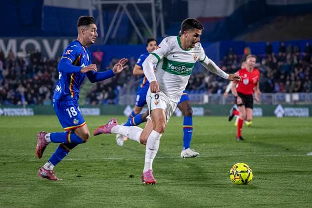 Spanish La Liga EA Sports soccer match Getafe vs Elche at Coliseum stadium in Getafe, Madrid, Spain. 28 November 2025 900 Cordon Press  900 CordonxPress LOF - Getafe vs Elche