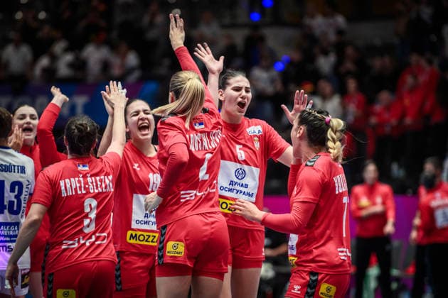 Cheers, joy at Team Serbia after victory against Iceland GER, Serbia Iceland, Handball World Championship, Preliminary Round, Group C, 28 11 2025 GER, Serbia Iceland, Handball World Championship, Preliminary Round, Group C, 28 11 2025 Stuttgart Copyright: xSandyxDinkelackerx EP_SDR