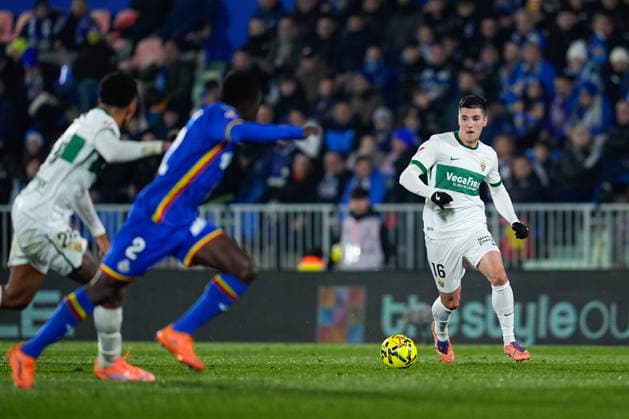 November 28, 2025, Getafe, Madrid, Spain: Martim Neto of Elche CF in action during the Spanish League, LaLiga EA Sports, football match played between Getafe CF and Elche CF at Coliseum de Getafe stadium on November 28, 2025, in Getafe, Spain. Getafe Spain - ZUMAa181 20251128_zaa_a181_082 Copyright: xDennisxAgyemanx