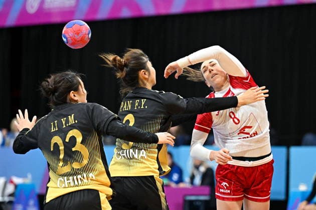 2025.11.28 s-Hertogenbosch pilka reczna kobiet Mistrzostwa Swiata Polska - Chiny N z Monika Kobylinska Foto Lukasz Laskowski PressFocus 2025.11.28 s-Hertogenbosch IHF WomenÕs Handball World Championship, WM, Weltmeisterschaft Poland vs China Monika Kobylinska Credit: Lukasz Laskowski PressFocus NEWSPIX.PL --- newspix.pl 