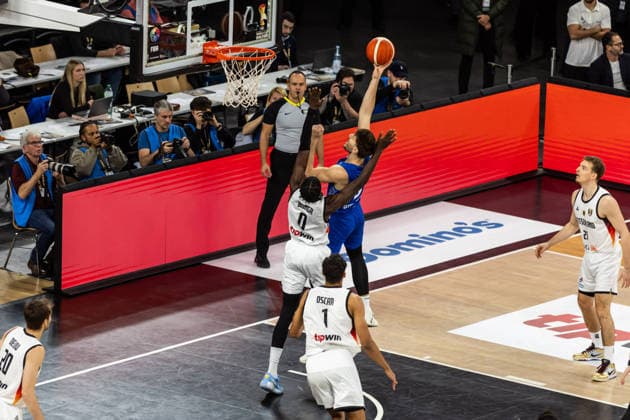 GER, FIBA Basketball World Cup 2027, European Qualifiers, Germany Israel 28 11 2025, Ratiopharm Arena, Neu Ulm, GER, FIBA Basketball World Cup 2027, European Qualifiers, Germany Israel Roman Sorkin Israel, No9 , Isaac Bonga Germany, No0 Â Photo Alexander Trienitz Neu Ulm Ratiopharm Arena Bayern Germany