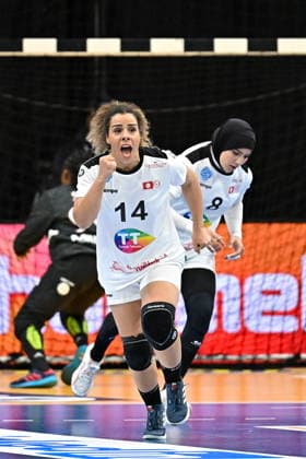 2025.11.28 s-Hertogenbosch pilka reczna kobiet Mistrzostwa Swiata Francja - Tunezja N z Mouna Jlezi Foto Lukasz Laskowski PressFocus 2025.11.28 s-Hertogenbosch IHF WomenÕs Handball World Championship, WM, Weltmeisterschaft France v Tunisia Mouna Jlezi Credit: Lukasz Laskowski PressFocus NEWSPIX.PL --- newspix.pl 