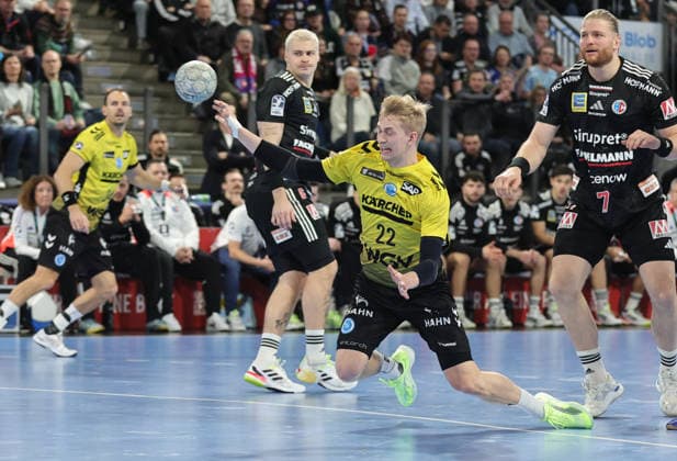 28 11 2025 Handball 1 Bundesliga DAIKIN HBL Season 2025 2026 14 Matchday HC Erlangen Metropolregion Nuremberg HCE TVB Stuttgart DaMa xdaxmax Torben Matzken 22, TVB 1898 Stuttgart