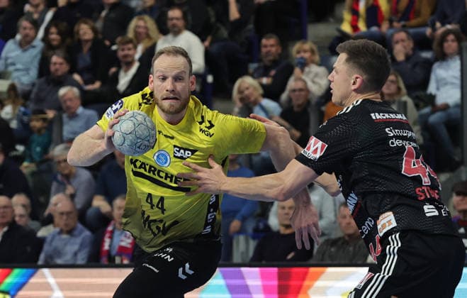 28 11 2025 Handball 1 Bundesliga DAIKIN HBL Season 2025 2026 14 Matchday HC Erlangen Metropolregion Nürnberg HCE TVB Stuttgart DaMa xdaxmax Lenny Rubin 44, TVB 1898 Stuttgart Christoph Steinert 44, HC Erlangen HCE