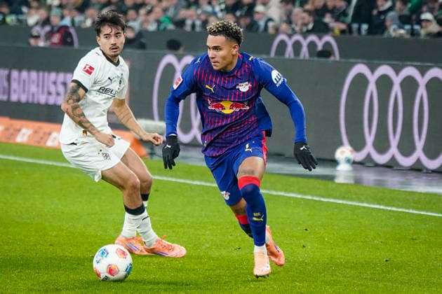 Germany Soccer Bundesliga 2025 26, 12 Matchday Borussia Mönchengladbach vs RB Leipzig Borussia Park Mönchengladbach Antonio Nusa RB Leipzig, 7 Mönchengladbach North Rhine-Westphalia Germany Copyright: xJOERANxSTEINSIEKx