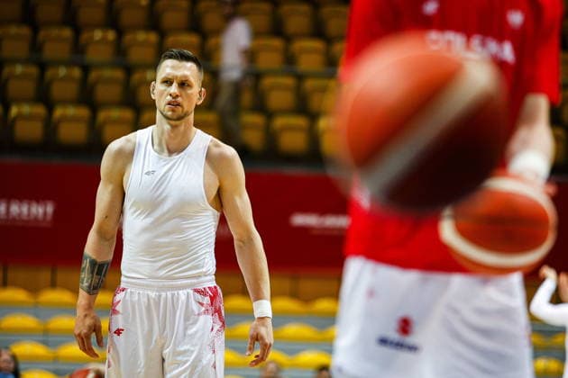 GDYNIA 28.11.2025 KWALIFIKACJE DO MISTRZOSTW SWIATA QUATAR 2027 MEZCZYZN MECZ: POLSKA - AUSTRIA WORLD CUP EUROPEAN QUALIFIERS QUATAR 2027 MENS GAME NZ Mateusz Ponitka , FOT. KRZYSZTOF POLACZYK 058SPORT.PL NEWSPIX.PL --- newspix.pl 