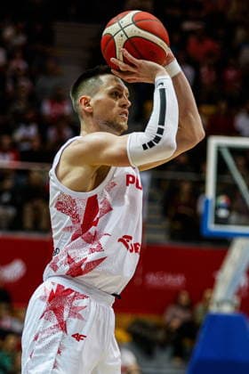 GDYNIA 28.11.2025 KWALIFIKACJE DO MISTRZOSTW SWIATA QUATAR 2027 MEZCZYZN MECZ: POLSKA - AUSTRIA WORLD CUP EUROPEAN QUALIFIERS QUATAR 2027 MENS GAME NZ Mateusz Ponitka , FOT. KRZYSZTOF POLACZYK 058SPORT.PL NEWSPIX.PL --- newspix.pl 