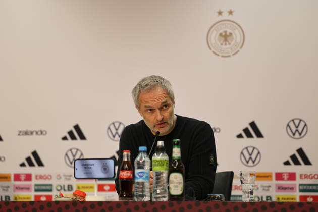 28 11 2025, Football, Women, UEFA Women s Nations League Final 2025, Germany Spain, Coach Christian Wück Germany Kaiserslautern Fritz Walter Stadium Rhineland-Palatinate Germany DEU Copyright: xSebastianxBachx