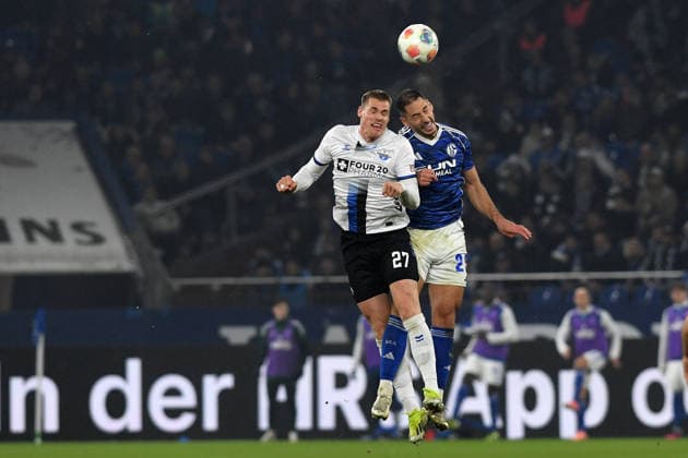 Steffen Tigges SC Paderborn 07 and Nikola Katic FC Schalke 04 battle for the ball during the 2 Bundesliga match between FC Schalke 04 and SC Paderborn 07, Veltins Arena on November 28, 2025 in Gelsenkirchen, Germany, Germany Photo by Ralf Treese DeFodi Images Steffen Tigges SC Paderborn 07 and Nikola Katic FC Schalke 04 battle for the ball during the 2 Bundesliga match between FC Schalke 04 and SC Paderborn 07 at Veltins Arena on November 28, 2025 in Gelsenkirchen, Germany Photo by Ralf Treese DeFodi Images Photo by Ralf Treese DeFodi Images