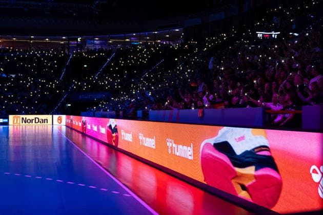 Handball I Women I World Championship I Preliminary round I Matchday 2 I Uruguay Germany I 28 11 2025 Light show in the time-out Stuttgart Porsche Arena Baden Württemberg Germany Copyright: xLobeca MaxxPetershansx