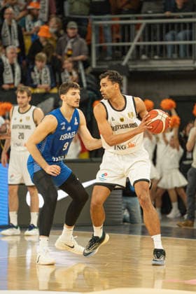 Roman Sorkin 9 Israel and Oscar da Silva 1 Germany in action at the Basketball World Cup qualifying match between Germany and Israel on November 28, 2025, in Neu Ulm Neu Ulm ratiopharm Arena Bavaria Germany
