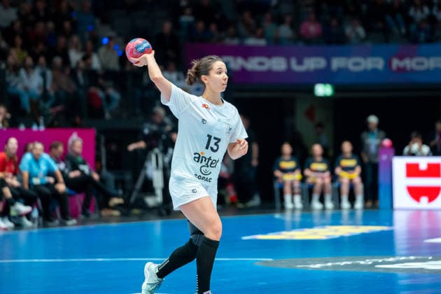 Handball I Women I World Championship I Preliminary round I 2 Matchday I Uruguay Germany I 28 11 2025 Maite Pessina Portos 13, Uruguay Stuttgart Porsche Arena Baden Württemberg Germany Copyright: xLobeca MaxxPetershansx