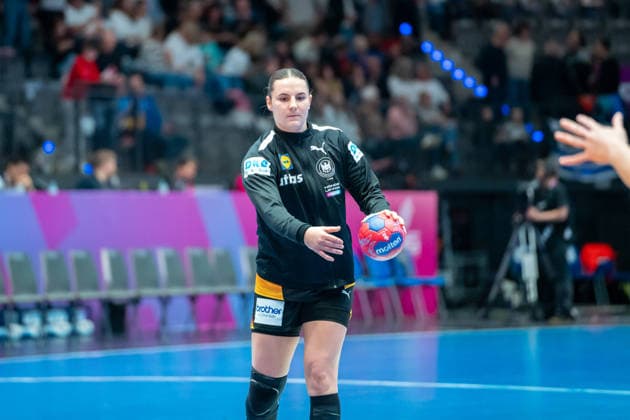Handball I Women I World Championship I Preliminary round I 2 Matchday I Uruguay Germany I 28 11 2025 Mareike Thomaier 10, Germany Stuttgart Porsche Arena Baden Württemberg Germany Copyright: xLobeca MaxxPetershansx