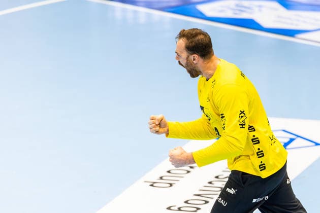 28 11 2025, GER, Handball, Men, Season 25 26, Daikin 1 Bl, 14 Matchday, ThSV Eisenach THW Kiel Andreas Wolff THW Kiel 99817 Eisenach Werner Assmann Halle Am Sportp Thueringen Germany