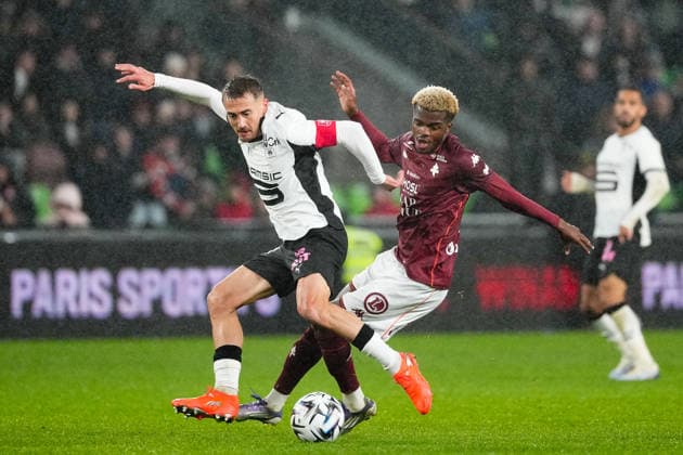 FC Metz v Stade Rennais FC - Ligue 1 McDonald s 2025 2026 12 Alpha Amadou TOURE (fcm) - 21 Valentin RONGIER (srfc) during the Ligue 1 McDonald s match between Metz and Rennes at Stade Saint-Symphorien on November 28, 2025 in Metz, France. Metz France  Copyright: xFEPx 776348214
