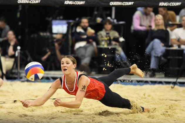 Abby van Winkle dives to return during the Queen & King Of The Court, Volleyball Crown Series at the Crystal Palace National Sports Centre, London, United Kingdom on 28 November 2025. Copyright: xJoshuaxSmithx 44320015