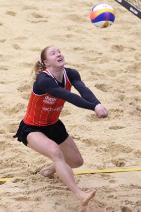 Chloe Loreen returns during the Queen & King Of The Court, Volleyball Crown Series at the Crystal Palace National Sports Centre, London, United Kingdom on 28 November 2025. Copyright: xJoshuaxSmithx 44320038