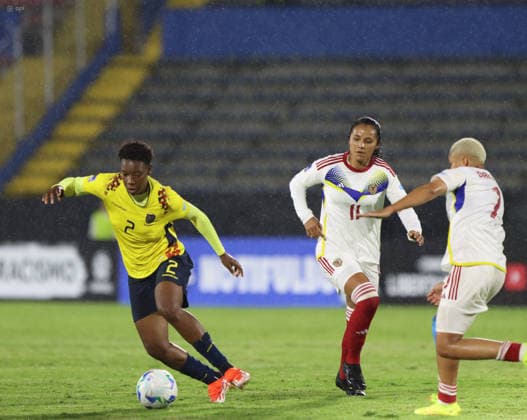 FBL CONMEBOL NATIONS LEAGUE ECUADOR VS VENEZUELA Quito, Friday, November 28, 2025 Match between Ecuador and Venezuela Femenino, for the 3rd date of the Conmebol Nations League, qualifier for the Womens World Cup, at the Estadio Olimpico Atahualpa Photos API Rolando Enriquez Quito Pichincha Ecuador Copyright: xROLANDOxENRIQUEZx