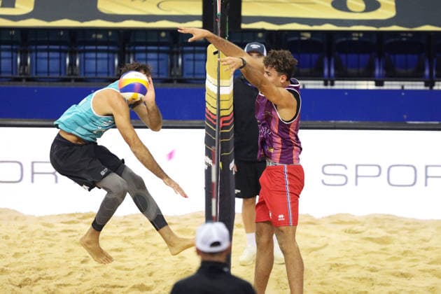 Teo Rotar blocks during the Queen & King Of The Court, Volleyball Crown Series at the Crystal Palace National Sports Centre, London, United Kingdom on 28 November 2025. Copyright: xJoshuaxSmithx 44320061