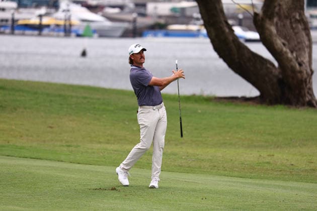 GOLF AUSTRALIAN PGA, Golf Herren Australia s Anthony Quayle plays a shot on the 5th hole during Round 3 of the Australian PGA Championship at Royal Queensland Golf Club in Brisbane, Saturday, November 29, 2025. ( NO ARCHIVING, EDITORIAL USE ONLY BRISBANE QUEENSLAND AUSTRALIA  Copyright: xJASONxO BRIENx 20251129130184828789