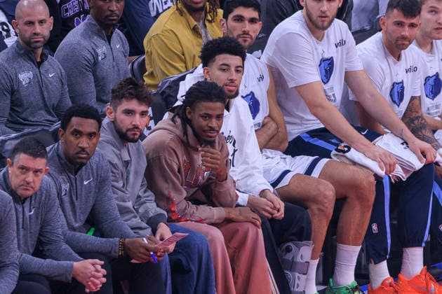 November 28, 2025, Inglewood, California, USA: (C) Ja Morant 12 of the Memphis Grizzlies during their 2025 NBA, Basketball Herren, USA Cup game against the Los Angeles Clippers on Friday November 28, 2025 at Intuit Dome Arena in Inglewood, California. JAVIER ROJAS PI Inglewood USA - ZUMAp124 20251128_zaa_p124_079 Copyright: xJavierxRojasx