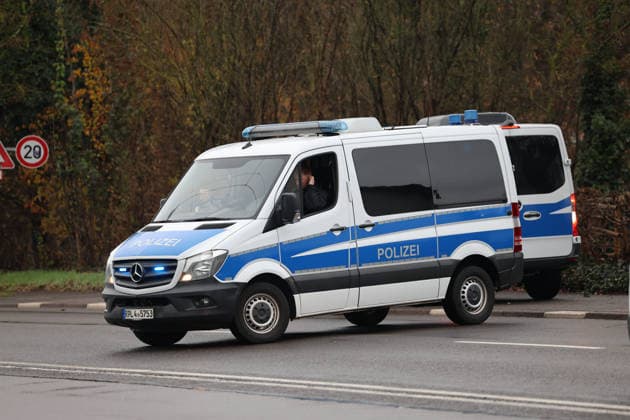 29 11 2025, Football, Men, 3 League, Season 2025 2026, 1 FC Saarbrücken Rot Weiss Essen, The police operation around the Ludwigsparkstadion Saarbrücken Ludwigsparkstadion Saarland Germany DEU Copyright: xSebastianxBachx