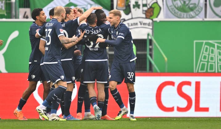 29 11 2025 Soccer Season 2025 2026 2 Soccer Bundesliga 14 Matchday SpVgg Greuther Fürth Kleeblatt VfL Bochum Sportfoto Zink xwoxzix DFL regulations prohibit any use of photographs as image sequences and or quasi video only for editorial use Torjubel Jubel Freude nach Treffer Tor Torschuß zum 0 1 durch Ibrahima Sissoko 6, VfL Bochum