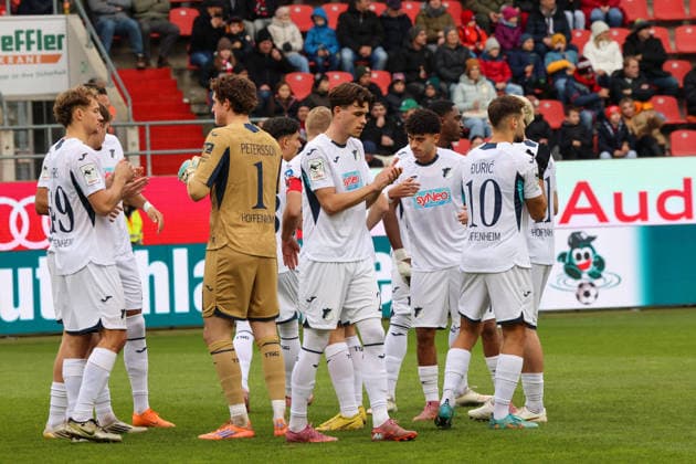 TSG Hoffenheim shortly before the game at the match FC Ingolstadt 04 vs TSG Hoffenheim II, Football on 29 11 2025, DFB regulations prohibit any use of photographs as image sequences and or quasi video GER, Football, 3 Liga, Matchday 16, 1 FC Ingolstadt vs TSG Hoffenheim II, Football, 29 11 2025, Audi Sportpark Ingolstadt Copyright: xEibner-Pressefoto OliverxSTRISCHx EP-OSH