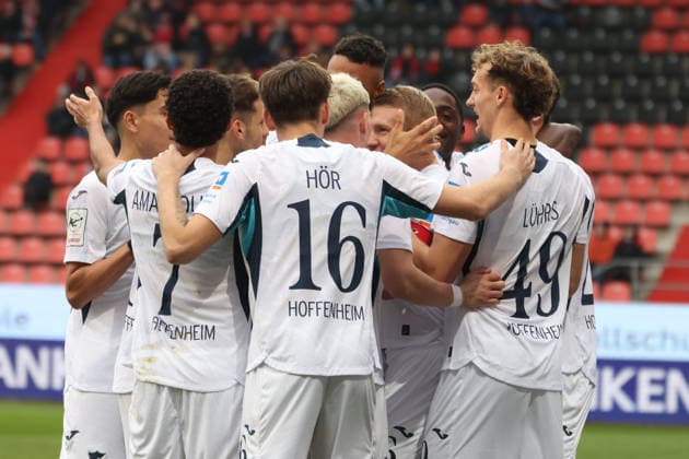 Ingolstadt, Germany 29 November 2025 3 Liga 2025 2026 FC Ingolstadt 04 vs TSG 1899 Hoffenheim II In the picture in the Traube Goalscorer Valentin Lässig Laessig TSG II cheers with his teammates after his goal to 0 1, DFB regulations prohibit any use of photographs as image sequences and or quasi video Audi Sportpark Bayern Copyright: xFotostandx xSchäferx