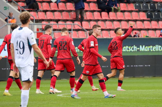 Marcel Costly FC Ingolstadt 04, No. 22 celebrates after his goal for the 1 1 equalizer in the match FC Ingolstadt 04 vs TSG Hoffenheim II, Soccer on 29 11 2025, DFB regulations prohibit any use of photographs as image sequences and or quasi video GER, Soccer, 3 Liga, Matchday 16, 1 FC Ingolstadt vs TSG Hoffenheim II, Soccer, 29 11 2025, Audi Sportpark Ingolstadt Copyright: xEibner-Pressefoto OliverxSTRISCHx EP-OSH