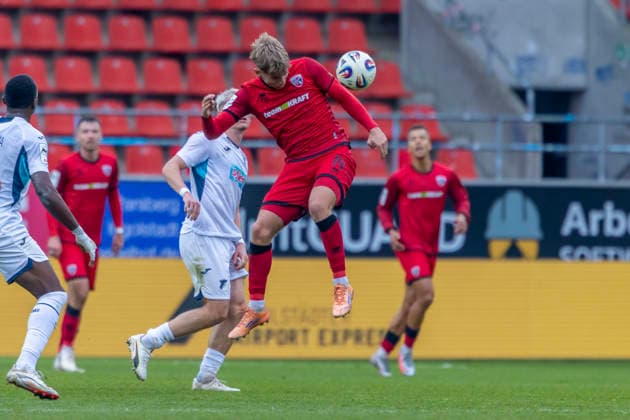 Ingolstadt, Germany 29 November 2025 3 Liga 2025 2026 FC Ingolstadt 04 vs TSG 1899 Hoffenheim II In the picture from left in a duel Paul Hennrich TSG II and Max Plath FCI DFB regulations prohibit any use of photographs as image sequences and or quasi video Audi Sportpark Bayern Copyright: xFotostandx xSchäferx