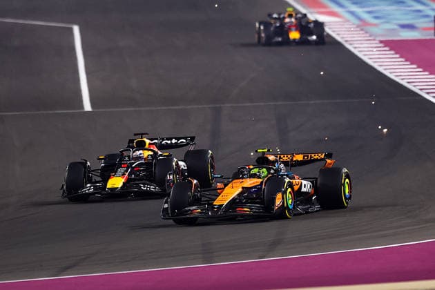 F1 - QATAR GRAND PRIX 2025 04 NORRIS Lando (gbr), McLaren F1 Team MCL39, action 01 VERSTAPPEN Max (nld), Red Bull Racing RB21, action during the 2025 Formula 1 Qatar Grand Prix, 23th round of the 2025 FIA Formula One World Championship, WM, Weltmeisterschaft from November 28 to 30, 2025 on the Lusail International Circuit, in Lusail, Qatar - Copyright: xFLORENTxGOODENx