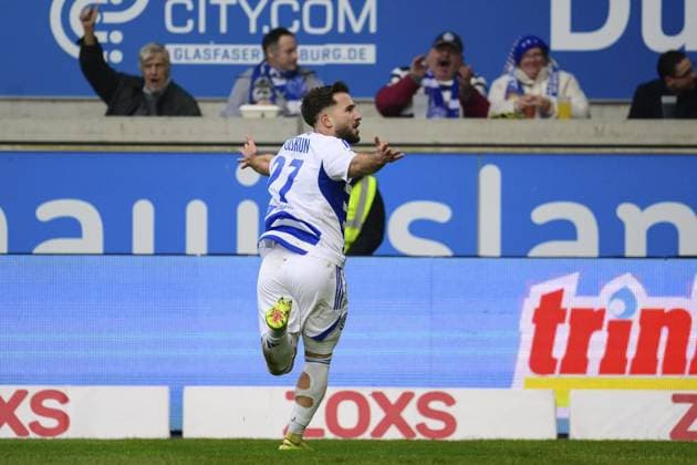 3 Liga MSV Duisburg Alemannia Aachen FOR EDITORIAL PURPOSES ONLY p Soccer 3 Liga MSV Duisburg Alemannia Aachen on 29 11 25 at the Schauinsland Reisen Arena in Duisburg Goal celebration to 3 0 by Can Coskun Duisburg Duisburg Duisburg Copyright JakobxKlos Copyright: JakobxKlos doc83h2t41m5adzns2t51b ,EDITORIAL USE ONLY Copyright: JakobxKlos