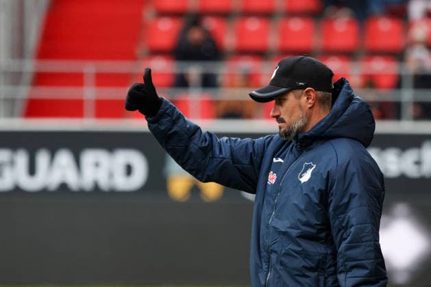Coach Stefan Kleineheismann TSG Hoffenheim II on the touchline at the match FC Ingolstadt 04 vs TSG Hoffenheim II, Soccer on 29 11 2025, DFB regulations prohibit any use of photographs as image sequences and or quasi video GER, Soccer, 3 Liga, Matchday 16, 1 FC Ingolstadt vs TSG Hoffenheim II, Soccer, 29 11 2025, Audi Sportpark Ingolstadt Copyright: xEibner-Pressefoto OliverxSTRISCHx EP-OSH