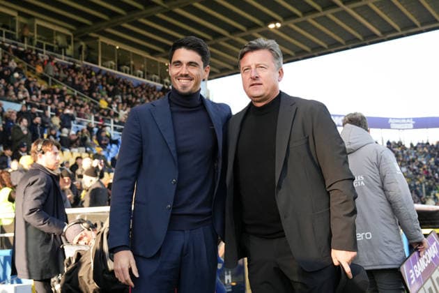 ParmaÕs head coach Carlos Cuesta and Udinese s head coach Kosta Runjaic during the Serie A soccer match between Parma and Udinese at Ennio Tardini Stadium in Parma, North Italy, Saturday, November 29, 2025. Soccer  Copyright: xMassimoxPaolone LaPressex