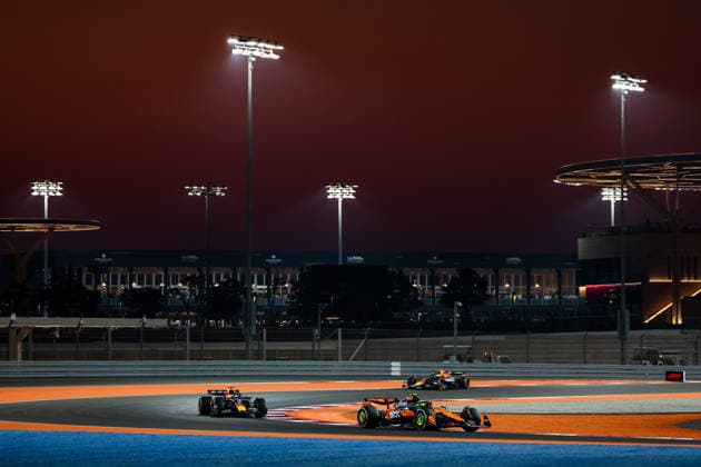 F1 - QATAR GRAND PRIX 2025 04 NORRIS Lando (gbr), McLaren F1 Team MCL39, action during the 2025 Formula 1 Qatar Grand Prix, 23th round of the 2025 FIA Formula One World Championship, WM, Weltmeisterschaft from November 28 to 30, 2025 on the Lusail International Circuit, in Lusail, Qatar -  Copyright: xFLORENTxGOODENx