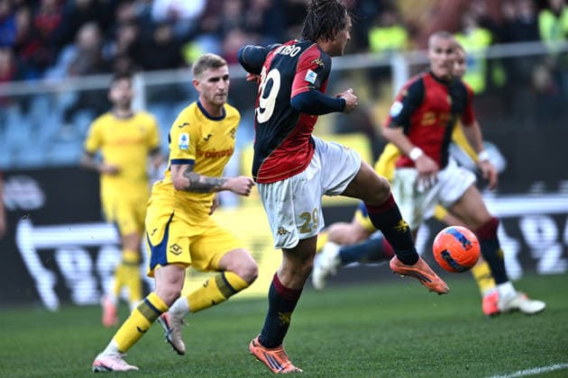 Mp Genova 29 11 2025 - campionato di calcio serie A Genoa-Hellas Verona foto Matteo Papini Image nella foto: gol Lorenzo Colombo 