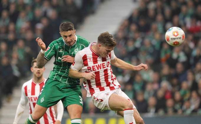 Photo Marco Friedl Werder heads the 1 0 against Marius BÜLTER Cologne Football 1 Bundesliga , Matchday 12 on Sat 29 11 2025 Werder Bremen 1 FC Köln