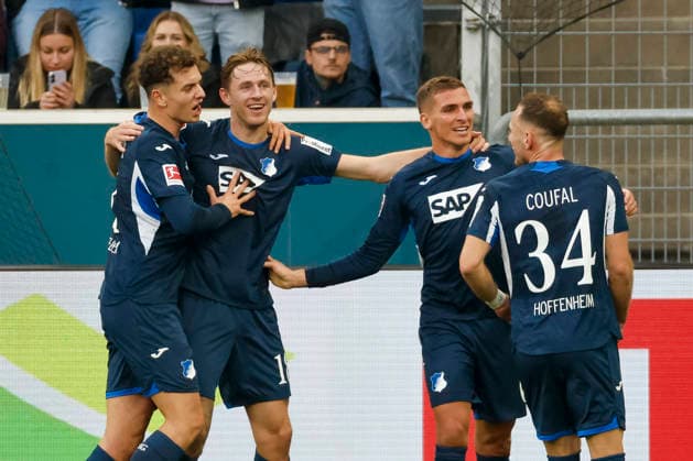 Goal celebration TSG Hoffenheim at 2 0 by Wouter Burger TSG Hoffenheim, 18 , Germany, Soccer, 1 Bundesliga, Matchday 12, 2025 2026, TSG Hoffenheim vs FC Augsburg, 29 11 2025, PreZero Arena, Sinsheim, Germany Sinsheim PreZero Arena Baden Württemberg Germany Copyright: xGrantxHubbsx